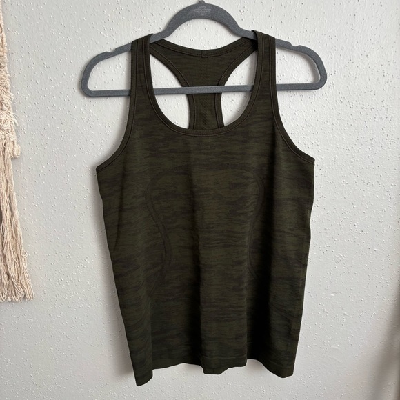 lululemon athletica Tops - Lululemon swiftly tech tank